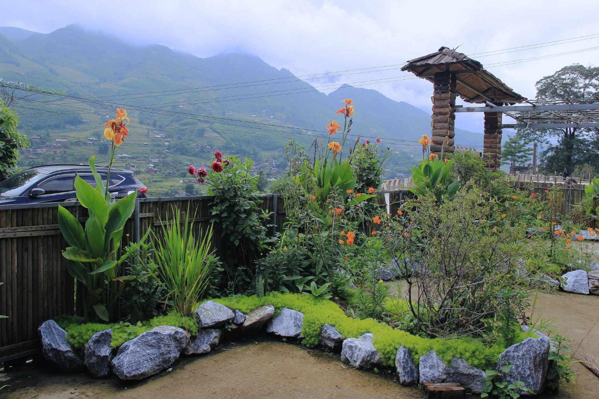 Surelee House And Trekking Hotel Sapa Bagian luar foto