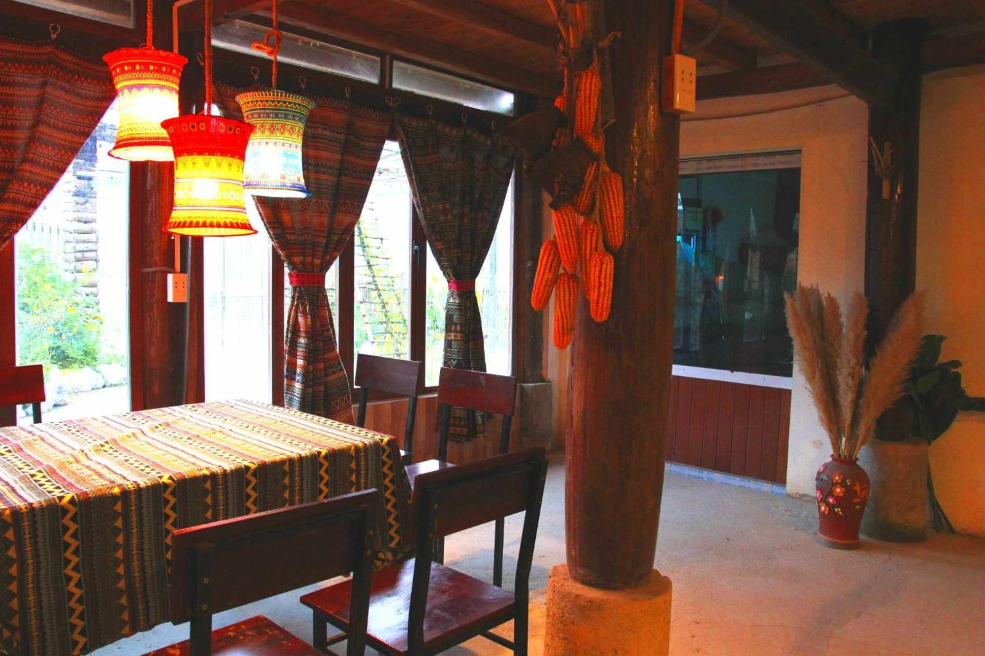 Surelee House And Trekking Hotel Sapa Bagian luar foto