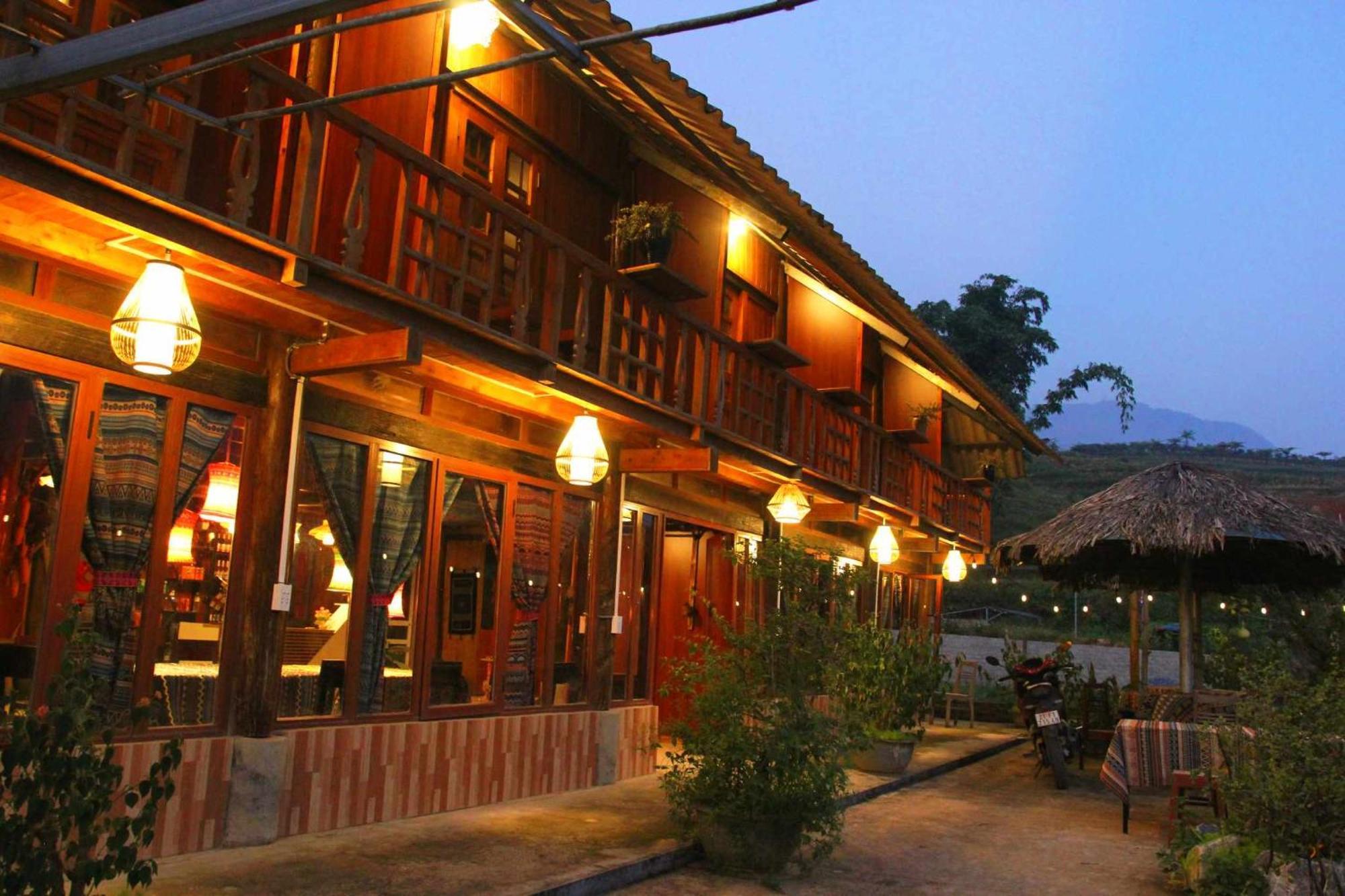 Surelee House And Trekking Hotel Sapa Bagian luar foto