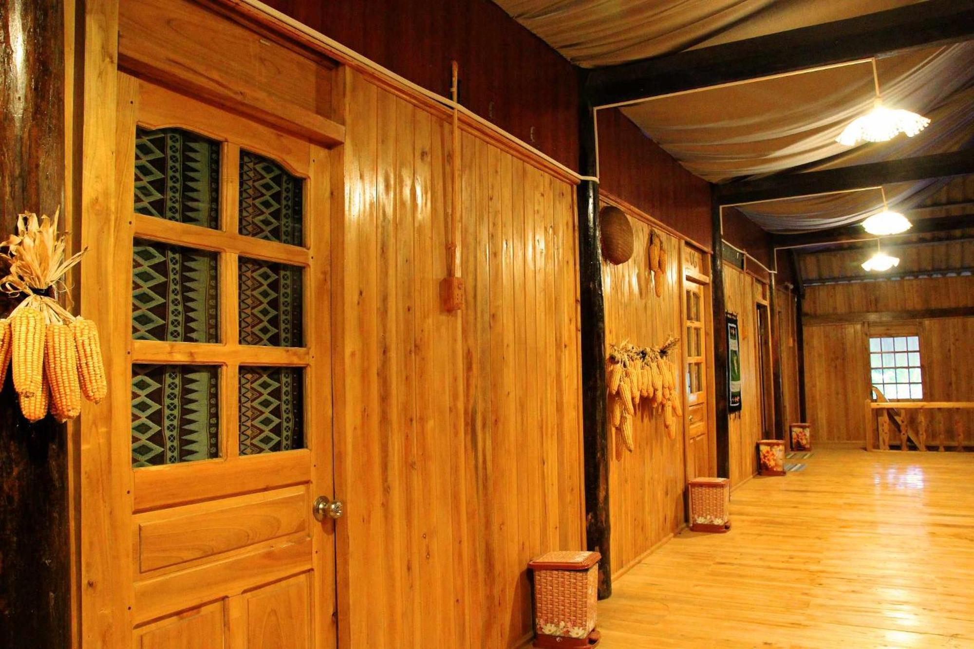 Surelee House And Trekking Hotel Sapa Bagian luar foto